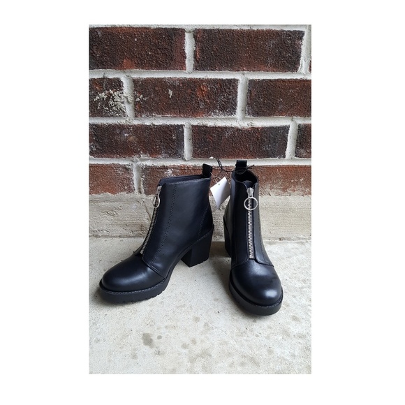 zip up chelsea boots